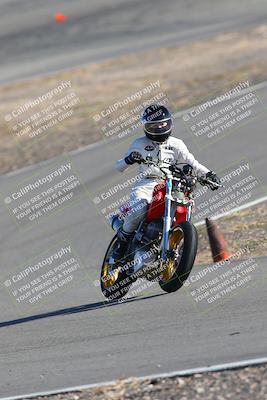 media/Feb-05-2023-Classic Track Day (Sun) [[c35aca4a42]]/Group 3/session 4 turn 4/